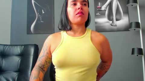   online show from 03/25/26, 01:06