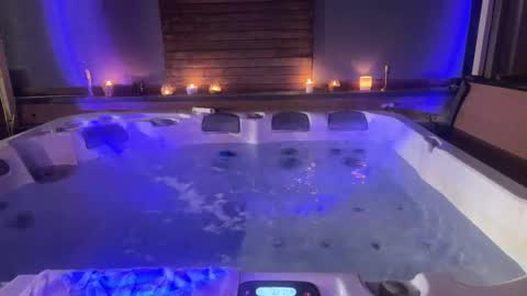 Snapshot of karmarosexx chatting on 01/23/25, 02:28 KarmaRosexx online show from 01/23/25, 02:28