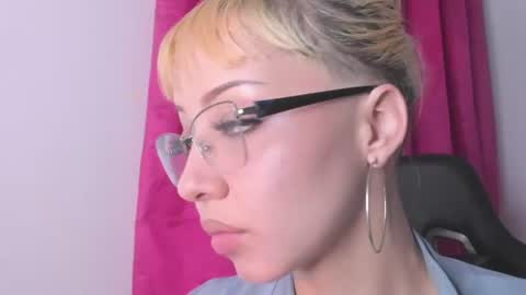 Karo online show from 07/30/26, 02:43
