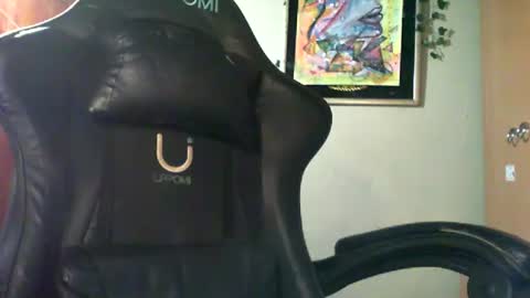 karol0022 online show from 05/07/26, 03:17