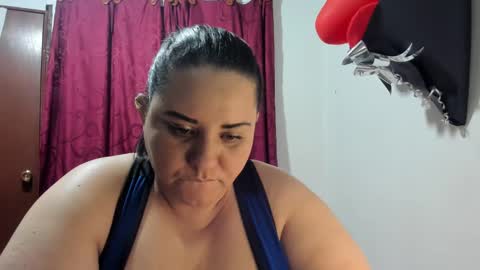 Karol online show from 01/12/25, 02:56