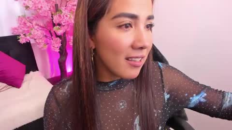 Snapshot of karol_ivonne chatting on 04/21/26, 09:06 karol online show from 04/21/26, 09:06
