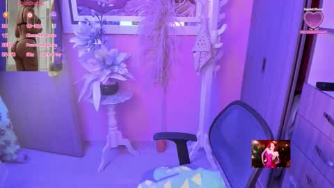 Snapshot of karol_milf__ chatting on 05/03/26, 12:22 kAROL MILF online show from 05/03/26, 12:22