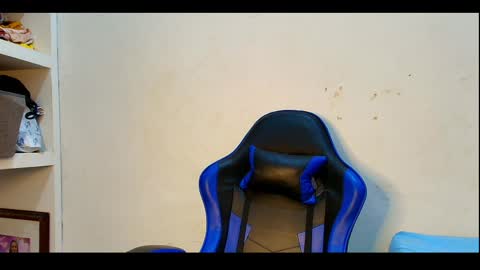    online show from 04/11/26, 12:31