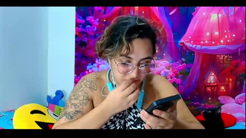    online show from 04/17/26, 02:47