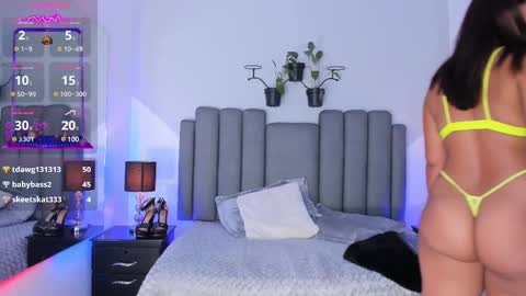 Snapshot of karol_rivera_ chatting on 02/19/25, 08:22 Karol online show from 02/19/25, 08:22