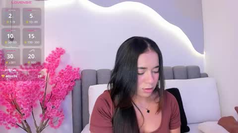 Karol  online show from 11/28/25, 11:51