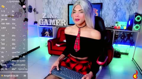 karol Vanessa   online show from 04/11/26, 08:07