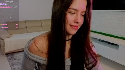 Molly online show from 04/01/26, 01:41