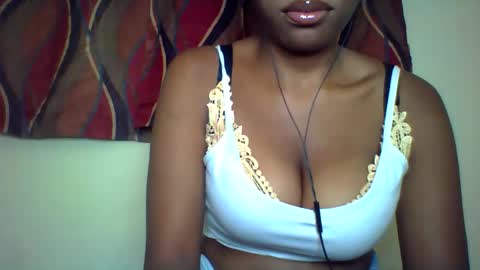 karoliee online show from 06/01/26, 07:32