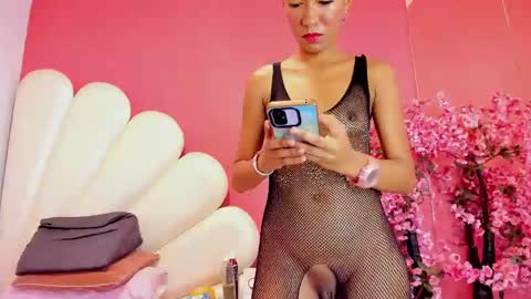 Karolina online show from 02/25/25, 08:25