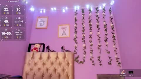 Karolina online show from 09/24/25, 07:01