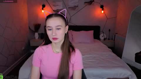 Snapshot of karolina_kely chatting on 03/17/26, 05:00 Karolina online show from 03/17/26, 05:00