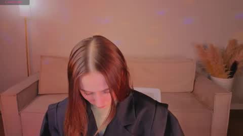 Karolina online show from 05/18/26, 05:08