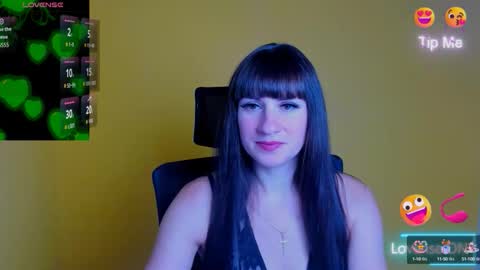 Caroline online show from 10/09/25, 03:04