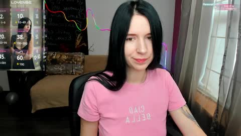 Karolina online show from 04/04/26, 05:38