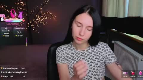 Karolina online show from 05/16/26, 10:36