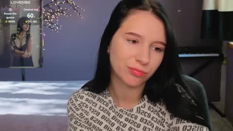 Karolina online show from 05/25/26, 05:24