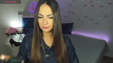 Karolina online show from 06/08/26, 06:36