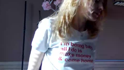 karoline121 online show from 01/17/26, 09:14