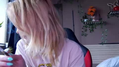 karoline121 online show from 02/08/26, 07:01