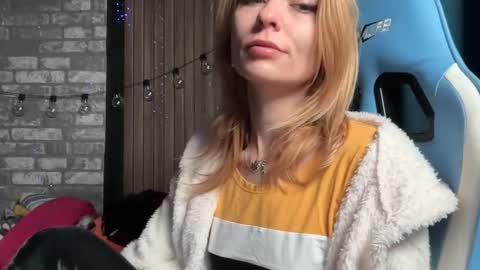 karoline121 online show from 02/14/26, 12:07