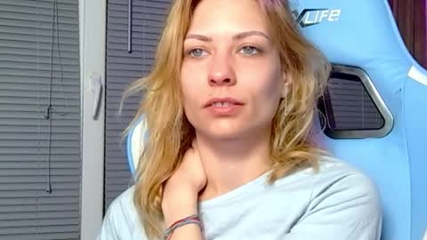 karoline121 online show from 03/09/26, 09:19