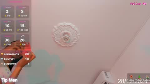 Karoline online show from 12/28/24, 05:35