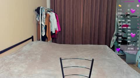 karolineneuer online show from 04/10/26, 06:01