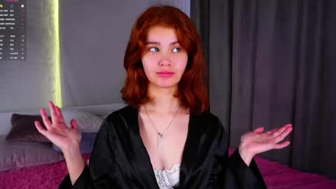 Snapshot of karolinerush chatting on 06/08/26, 01:11 lina online show from 06/08/26, 01:11