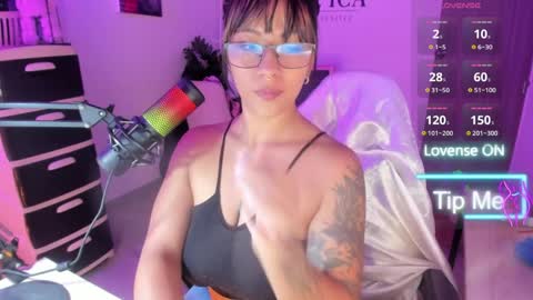 Caro online show from 03/31/26, 11:43