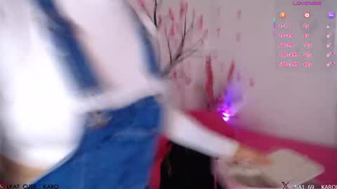 Karolina 3 online show from 04/18/26, 07:58