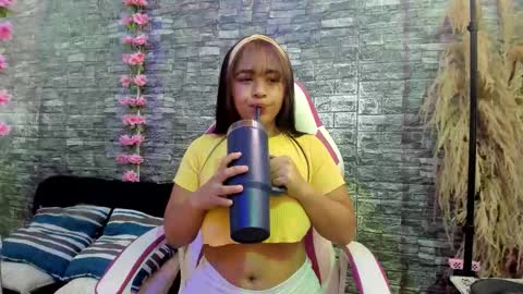 KAROLL online show from 11/25/25, 12:16