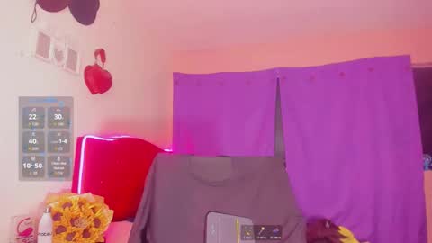 karol online show from 11/21/25, 11:20