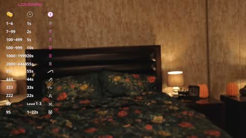 Snapshot of karrin chatting on 11/12/25, 11:14 K online show from 11/12/25, 11:14