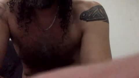 Karu online show from 01/01/25, 12:32