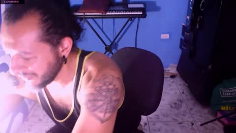 Karu online show from 04/21/26, 01:42