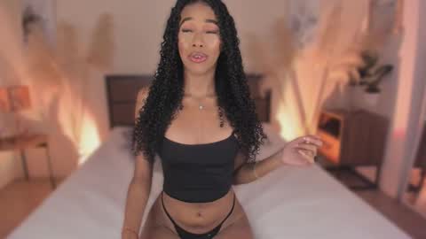 Kary Moon online show from 03/18/26, 10:02