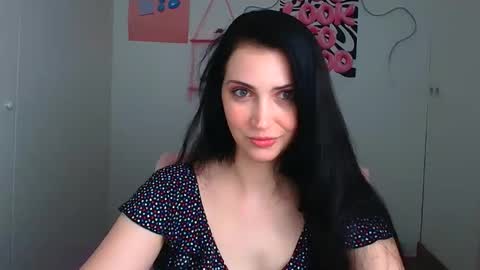 Karyna online show from 05/19/26, 11:38
