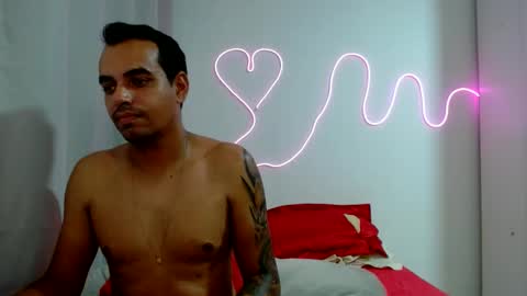 Tamires e Maicon online show from 01/23/25, 12:04