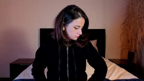 Snapshot of kassandra_james chatting on 05/13/26, 11:18 kassandra james online show from 05/13/26, 11:18