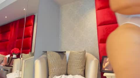 Snapshot of kassandrahall chatting on 11/03/25, 02:40 Kasandra Hall online show from 11/03/25, 02:40