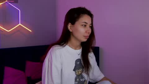 kat__cat online show from 05/26/26, 02:18