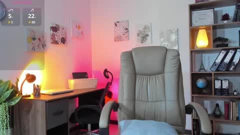       online show from 12/13/24, 10:34