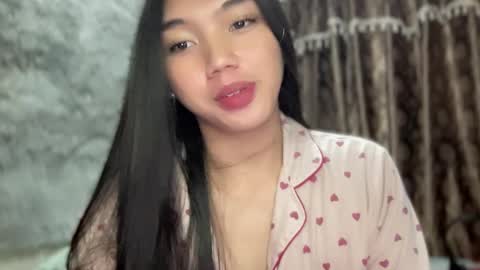 Snapshot of kat_hollandx chatting on 02/01/25, 02:56 Majesty online show from 02/01/25, 02:56