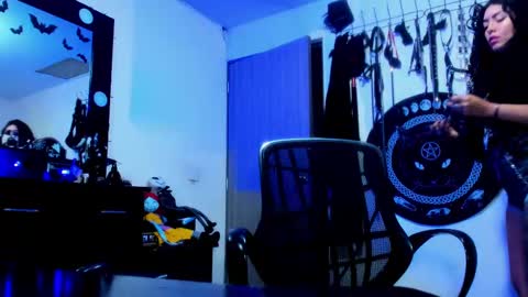 Snapshot of kat_miss chatting on 09/09/25, 04:23 Kat online show from 09/09/25, 04:23