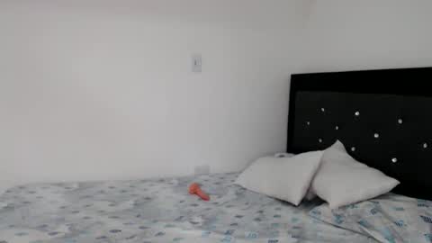 katalellabitch online show from 04/12/26, 01:16