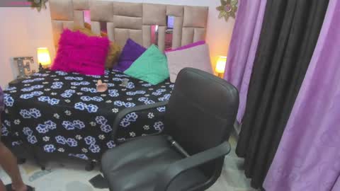 Snapshot of kataleya_018 chatting on 12/15/24, 09:24 kataleya online show from 12/15/24, 09:24