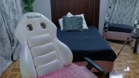 kate online show from 02/10/26, 01:26