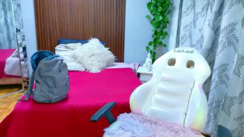 kate online show from 04/08/26, 08:53